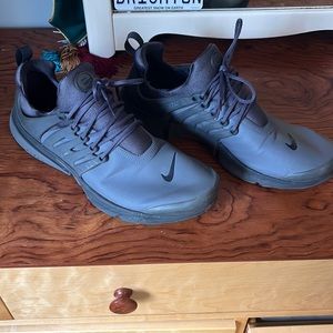 Nike Air Presto Utility grey